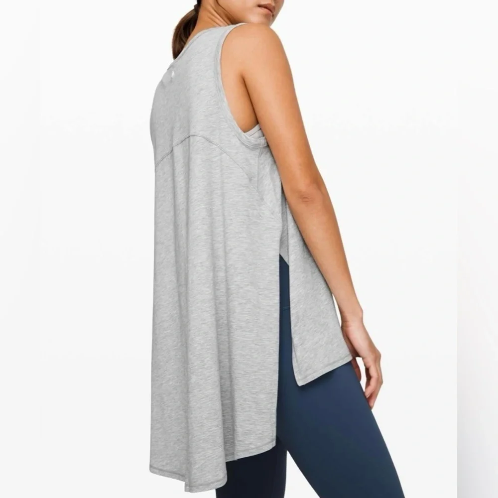 Lululemon | Long for Length Tank | Heathered Core Light Grey